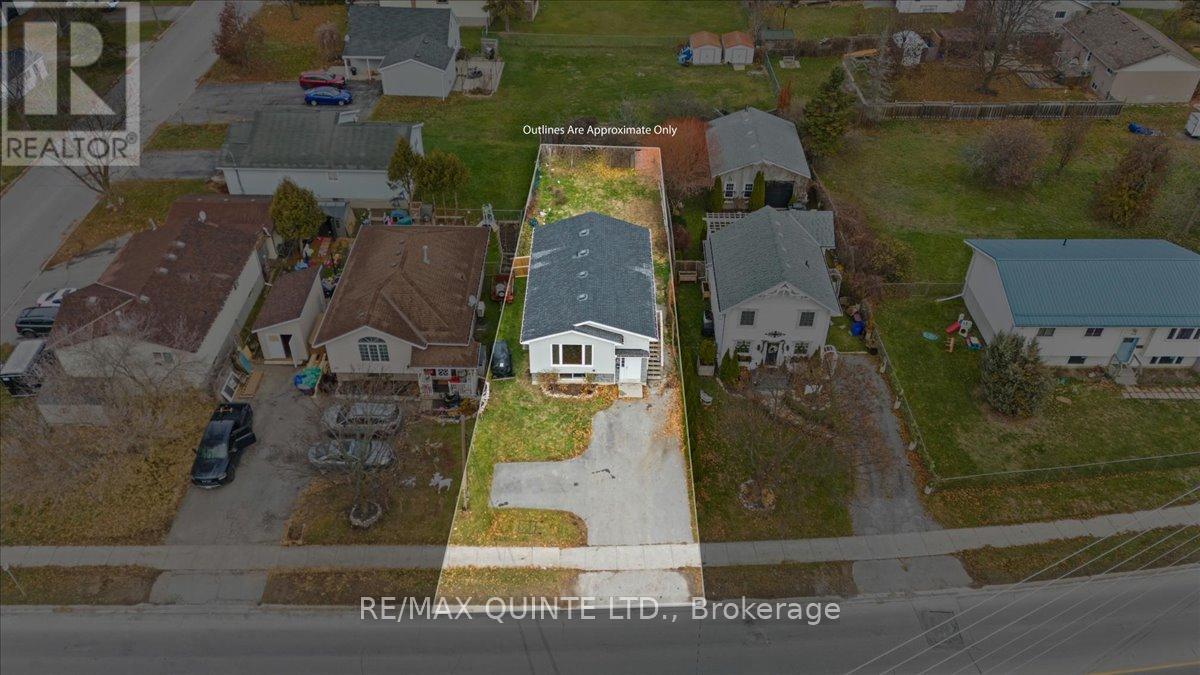 240 College Street E, Belleville (Belleville Ward), ON -