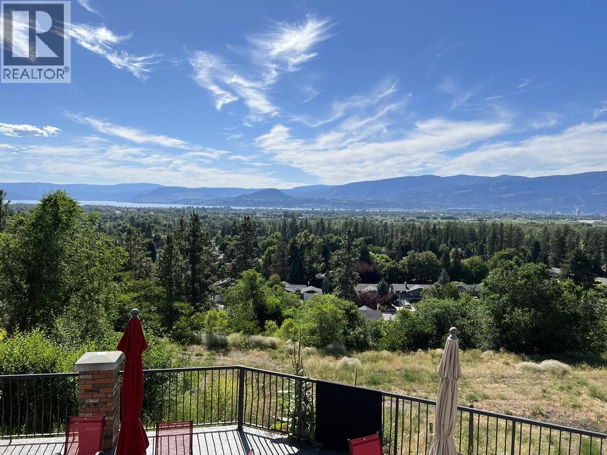 3380 Neid Road, Kelowna, BC - Outdoor With View