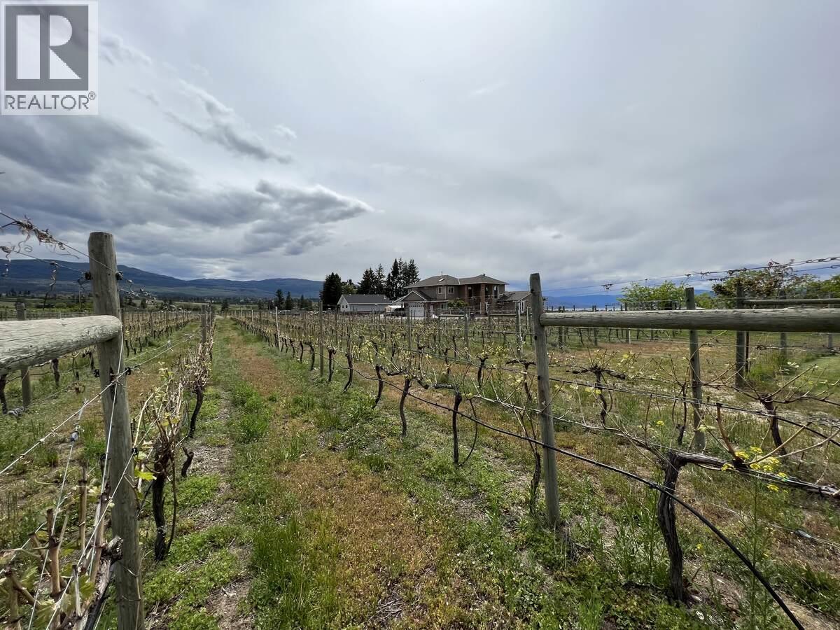 3380 Neid Road, Kelowna, BC - Outdoor With View