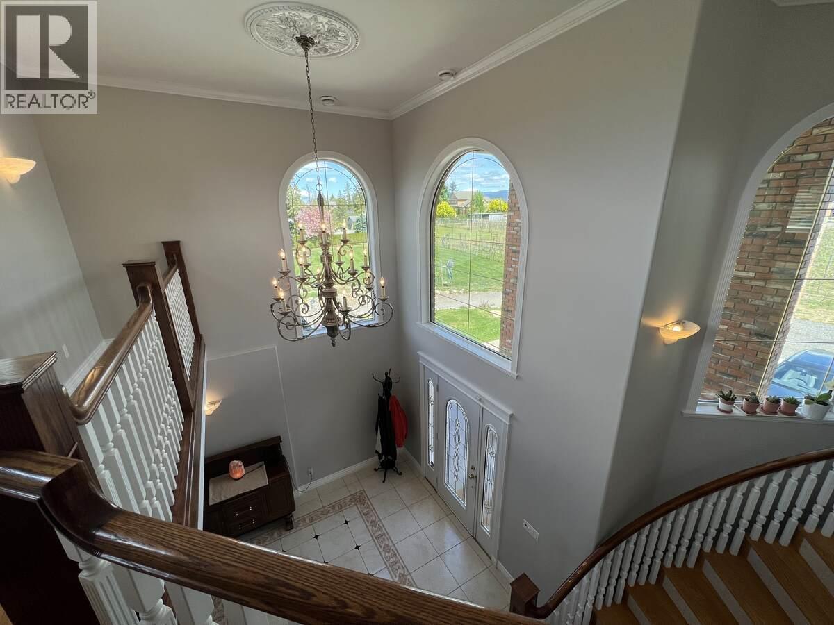 3380 Neid Road, Kelowna, BC - Indoor Photo Showing Other Room