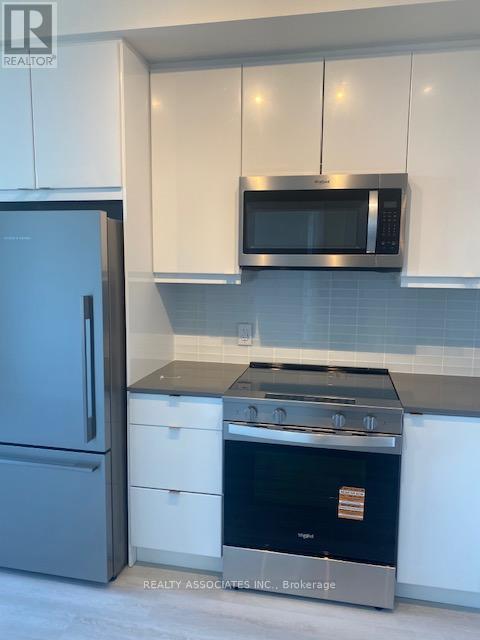 1321 - 3270 Sheppard Avenue E, Toronto, ON