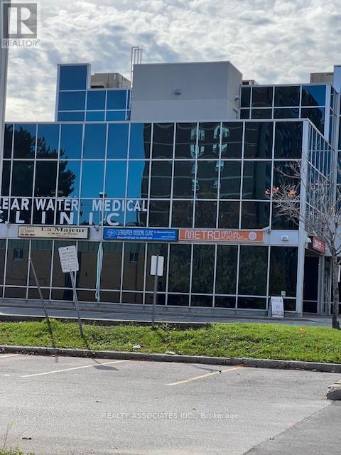 1321 - 3270 Sheppard Avenue E, Toronto, ON