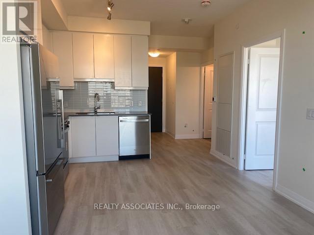 1321 - 3270 Sheppard Avenue E, Toronto, ON