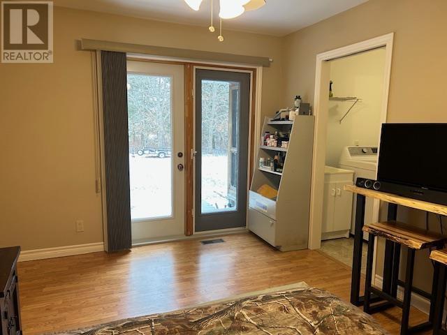 33 Mississagi Cres, Iron Bridge, ON - Indoor Photo Showing Other Room