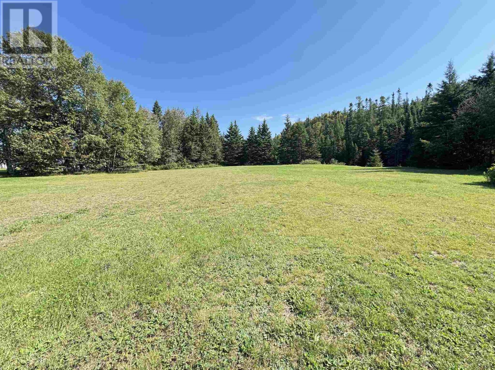 28 Winston Rd, Wawa, ON