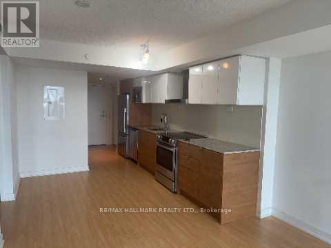 1510 - 72 Esther Shiner Boulevard, Toronto, ON - Indoor Photo Showing Kitchen