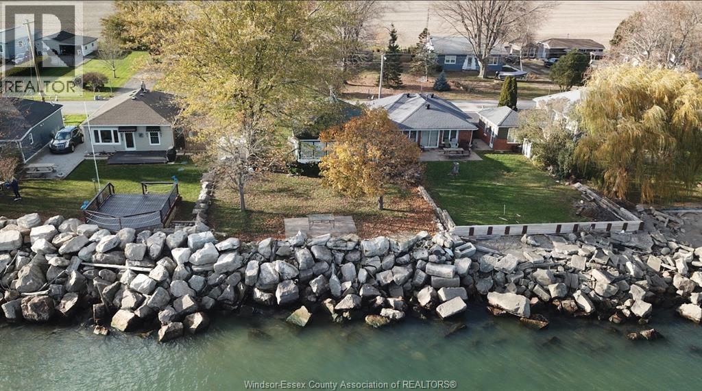 42 Pulley Road, Leamington, ON - Outdoor With Body Of Water