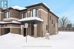 28 BLUEBIRD LANE Barrie, ON L9J 0M3