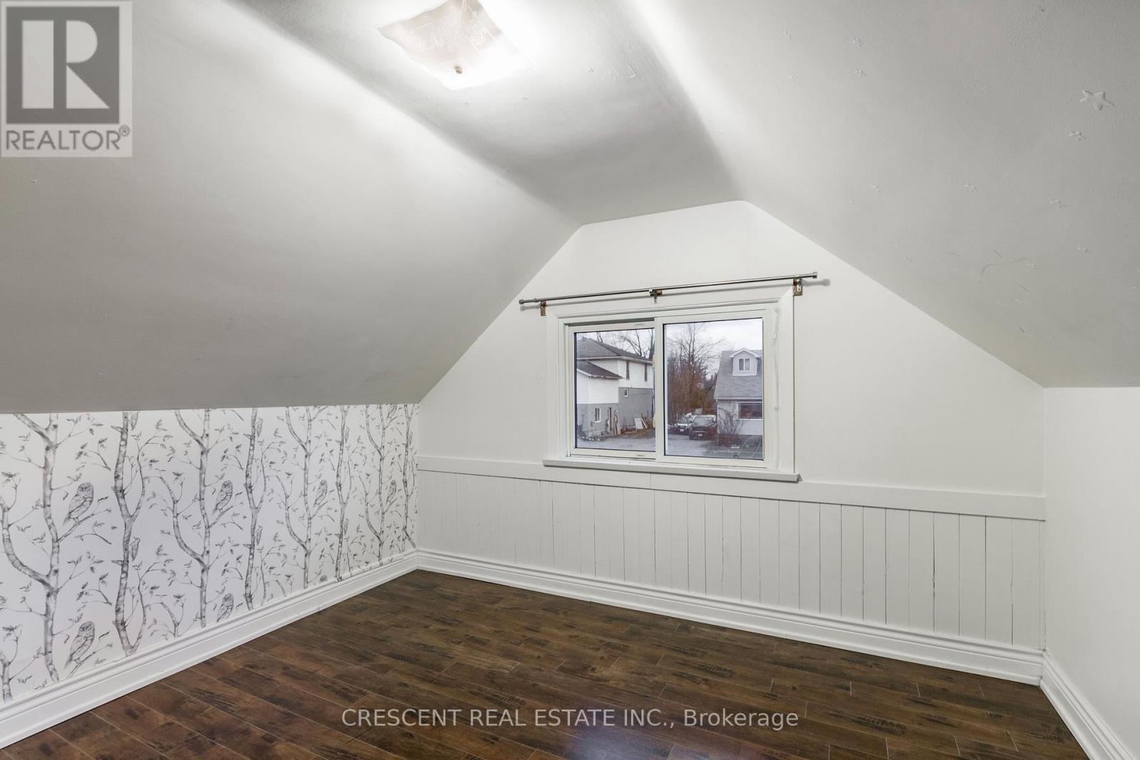 Main & Upper - 261 Barrie Road, Orillia, ON - Indoor Photo Showing Other Room