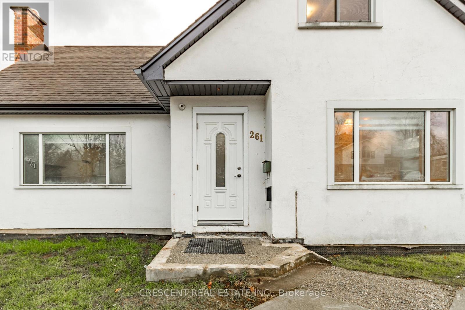 Main & Upper - 261 Barrie Road, Orillia, ON - Outdoor With Exterior