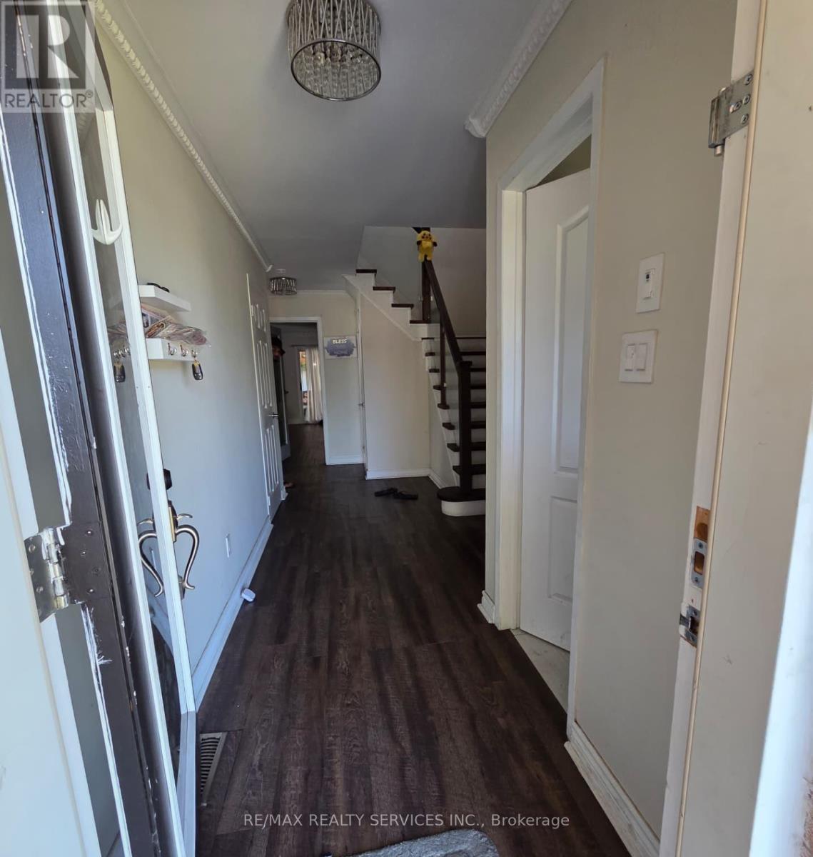 32 Shenstone Avenue, Brampton, ON - Indoor Photo Showing Other Room