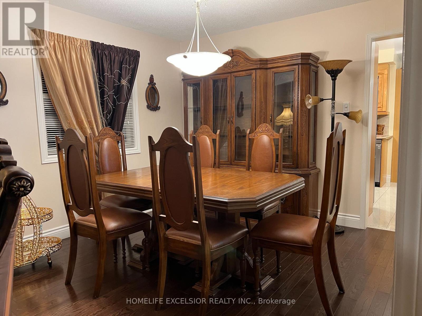3408 Water Lily Court, Mississauga, ON - Indoor Photo Showing Dining Room