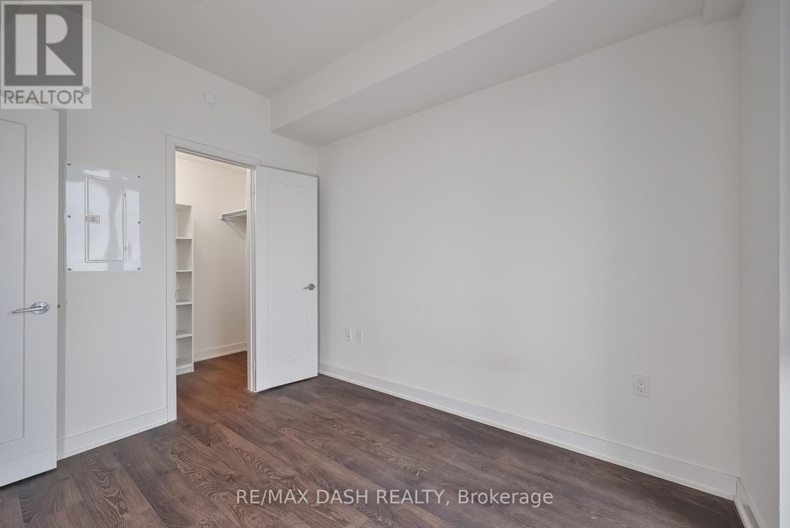 1508W - 27 Bathurst Street, Toronto, ON - Indoor Photo Showing Other Room