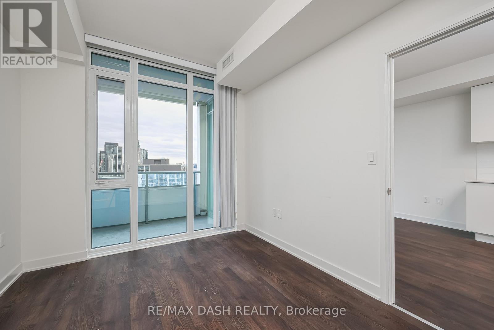 1508W - 27 Bathurst Street, Toronto, ON - Indoor Photo Showing Other Room