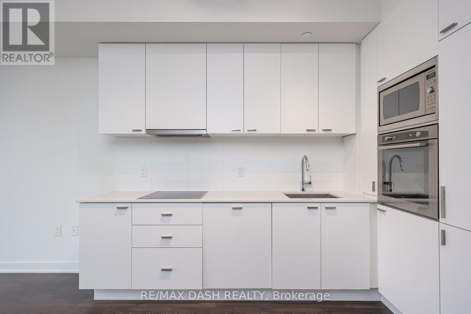 1508W - 27 Bathurst Street, Toronto, ON - Indoor Photo Showing Kitchen