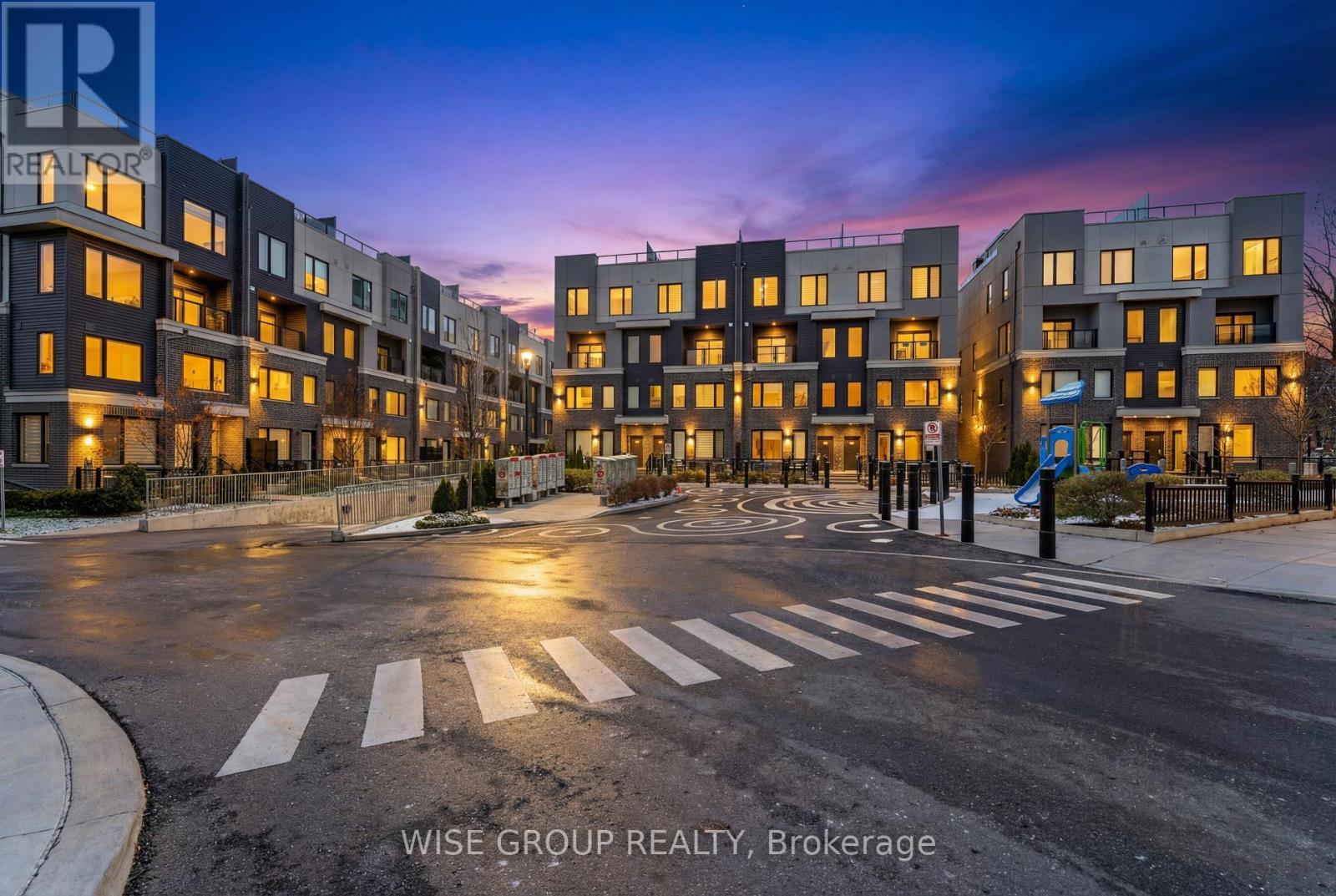 15 - 3476 Widdicombe Way, Mississauga, ON - Outdoor With Facade