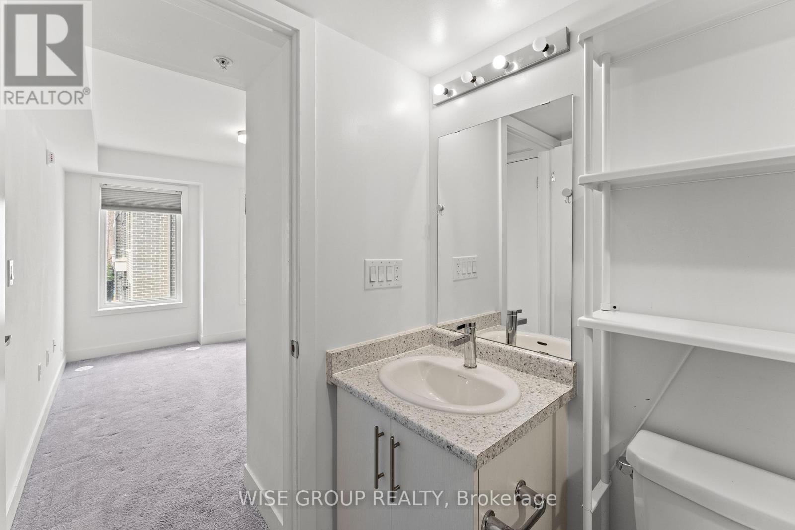 15 - 3476 Widdicombe Way, Mississauga, ON - Indoor