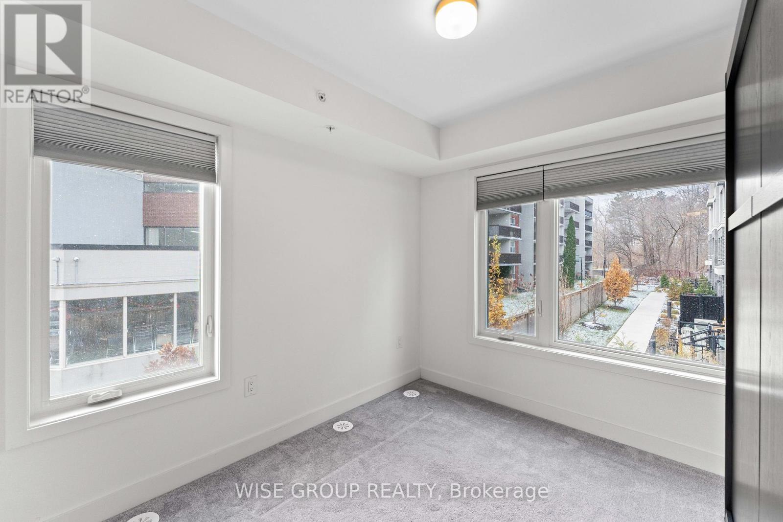 15 - 3476 Widdicombe Way, Mississauga, ON - Indoor Photo Showing Other Room
