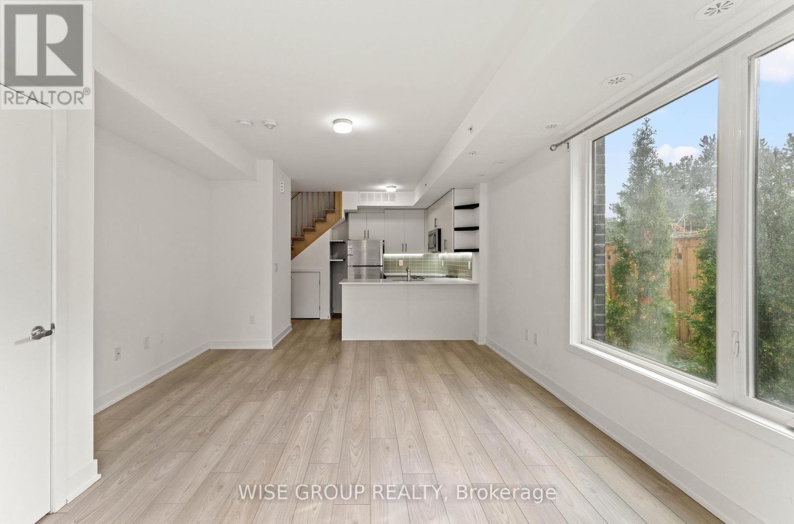 15 - 3476 Widdicombe Way, Mississauga, ON - Indoor