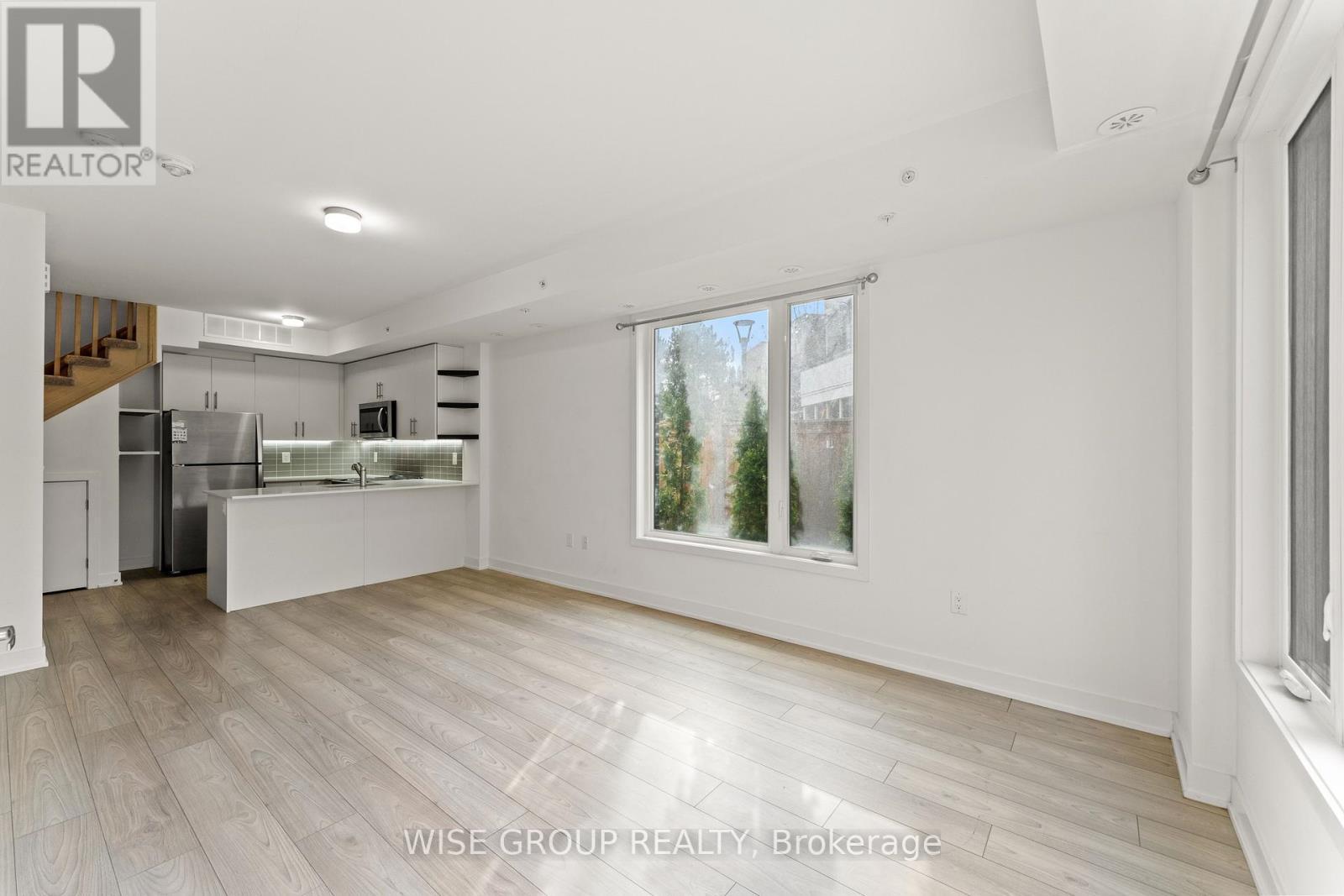 15 - 3476 Widdicombe Way, Mississauga, ON - Indoor