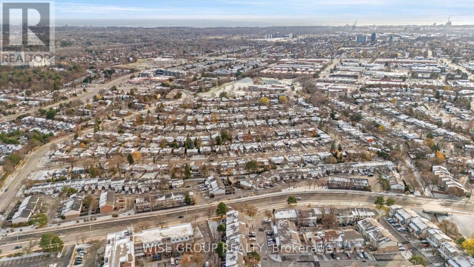 15 - 3476 Widdicombe Way, Mississauga, ON - Outdoor With View