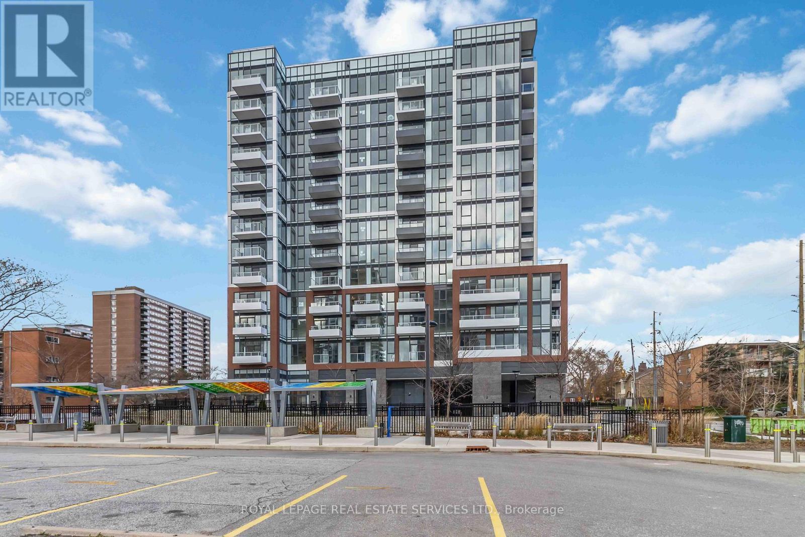 1109 - 2088 James Street, Burlington, ON - Outdoor With Facade