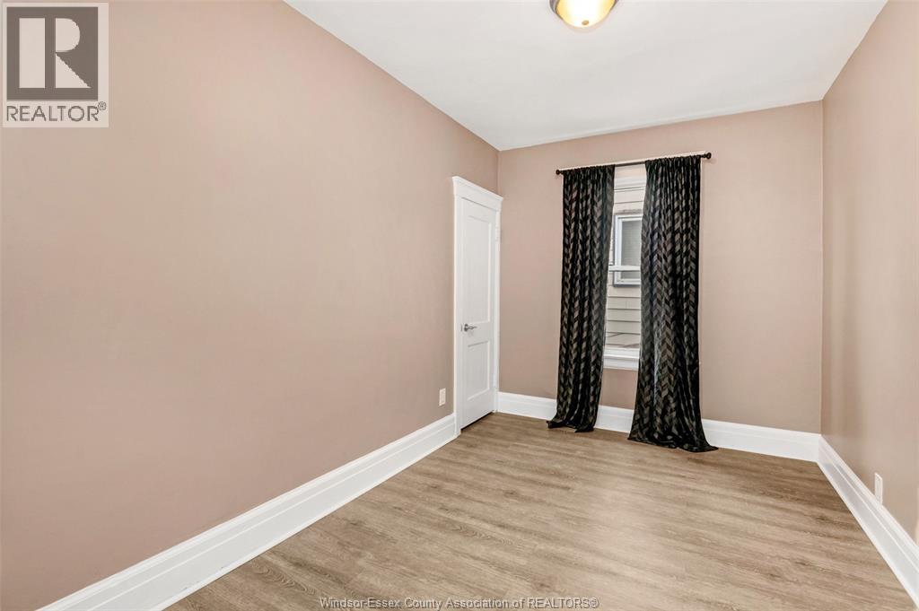 1290 Chilver, Windsor, ON - Indoor Photo Showing Other Room
