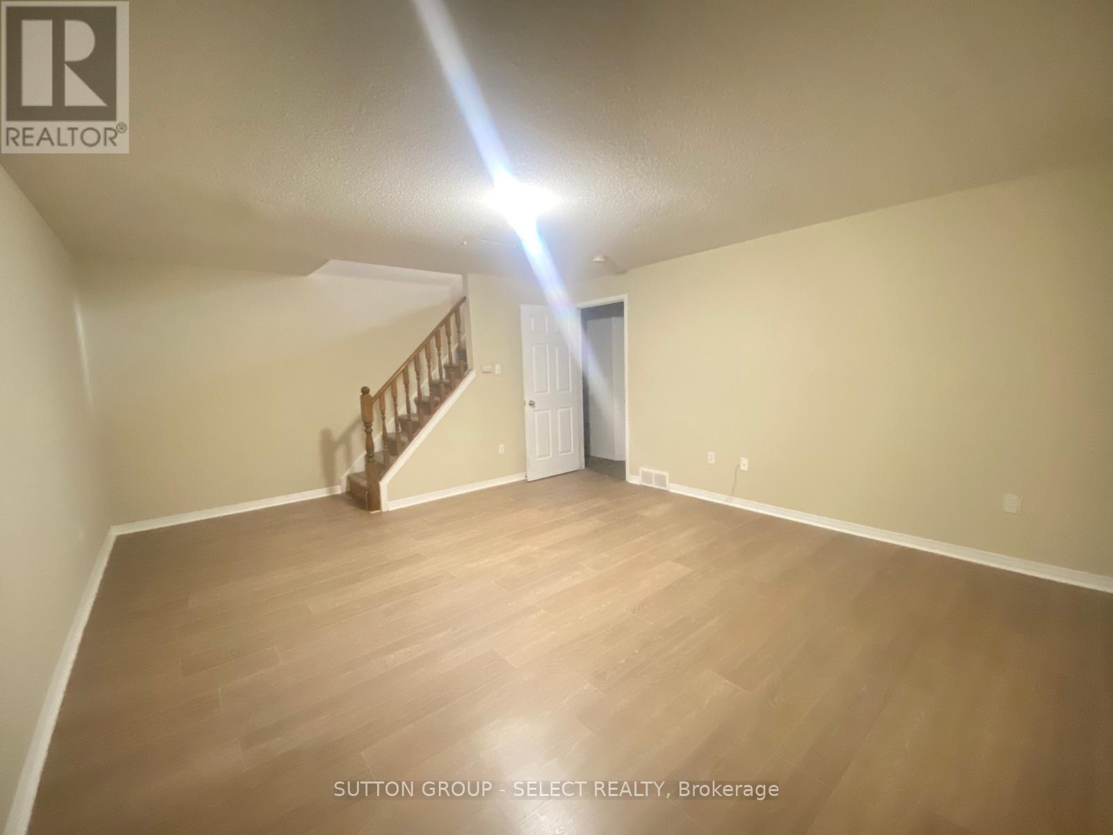 27 - 50 Chapman Court, London North (North L), ON - Indoor Photo Showing Other Room