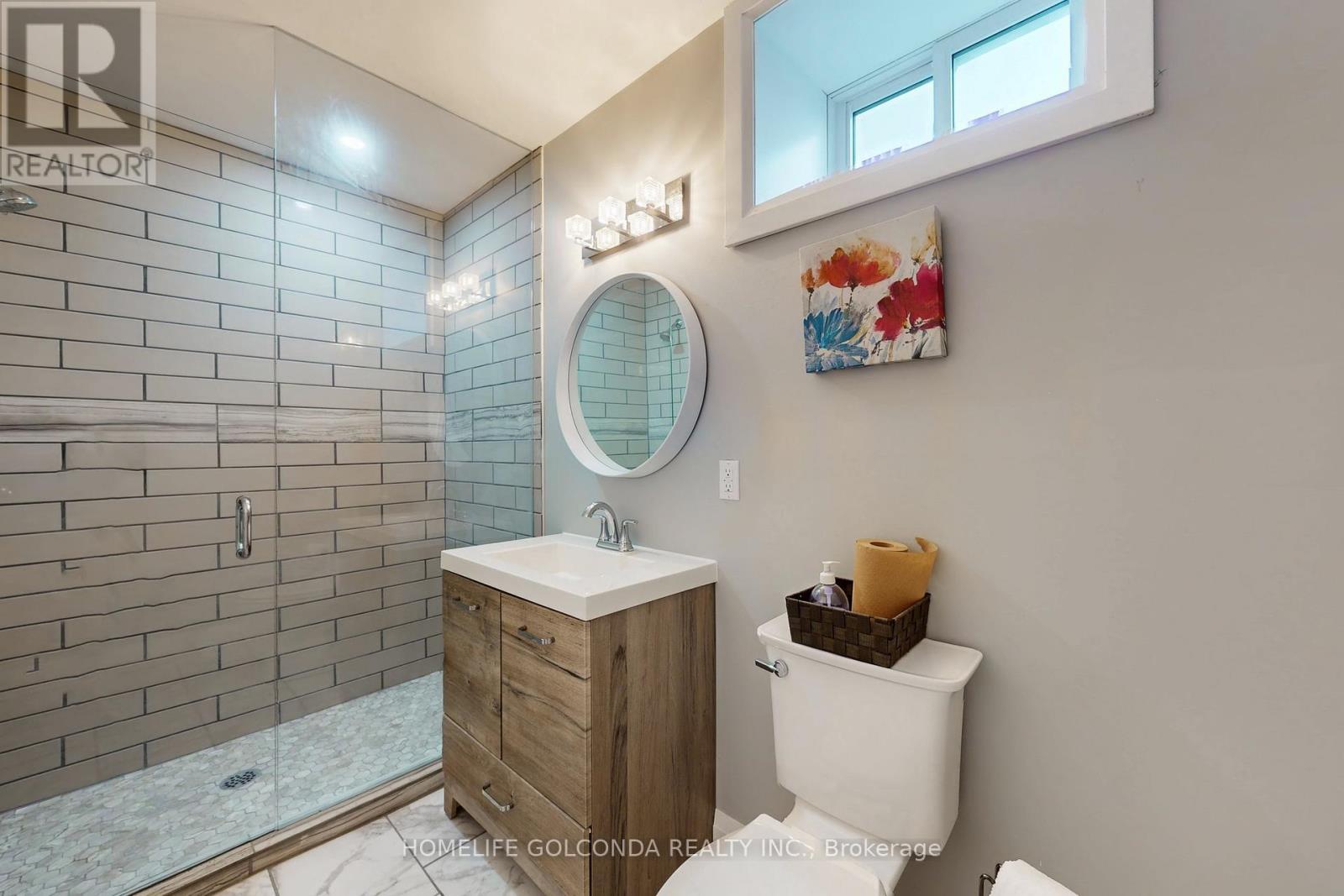 2687 Haldimand 55 Road, Haldimand, ON - Indoor Photo Showing Bathroom