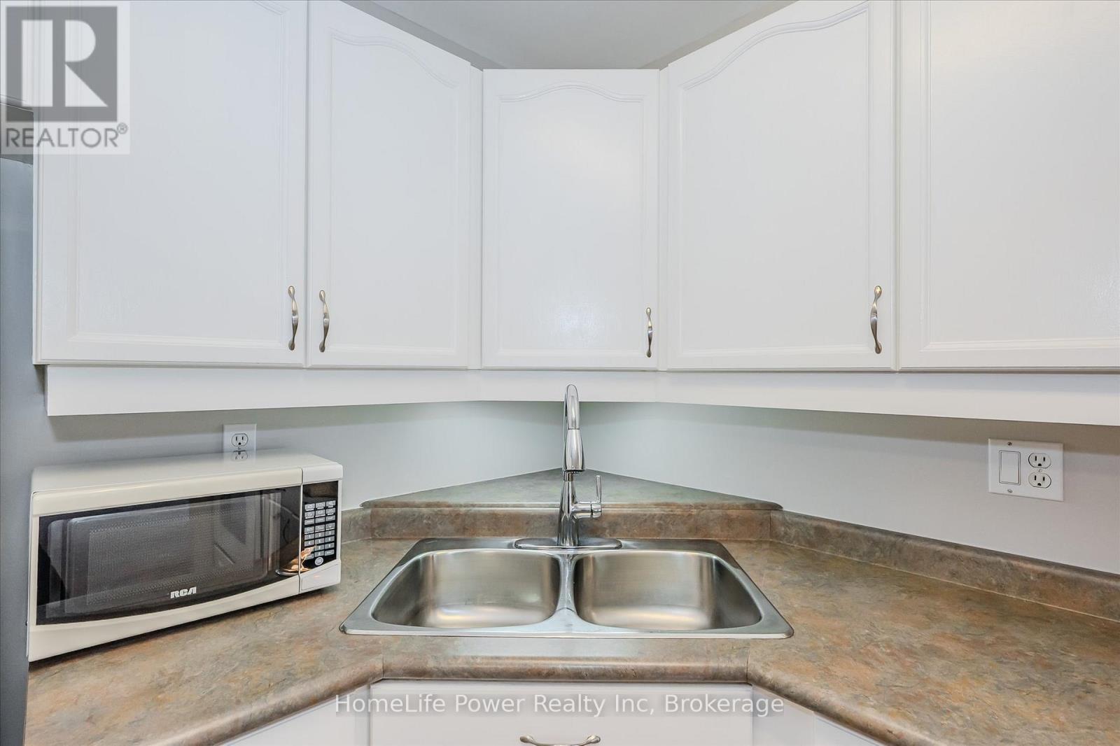 307 - 685 Woolwich Street, Guelph (Riverside Park), ON