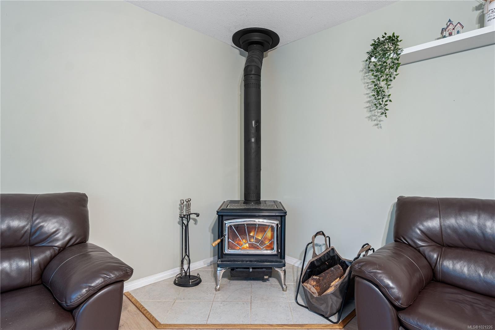 1356 Meadowood Way, Qualicum Beach, BC