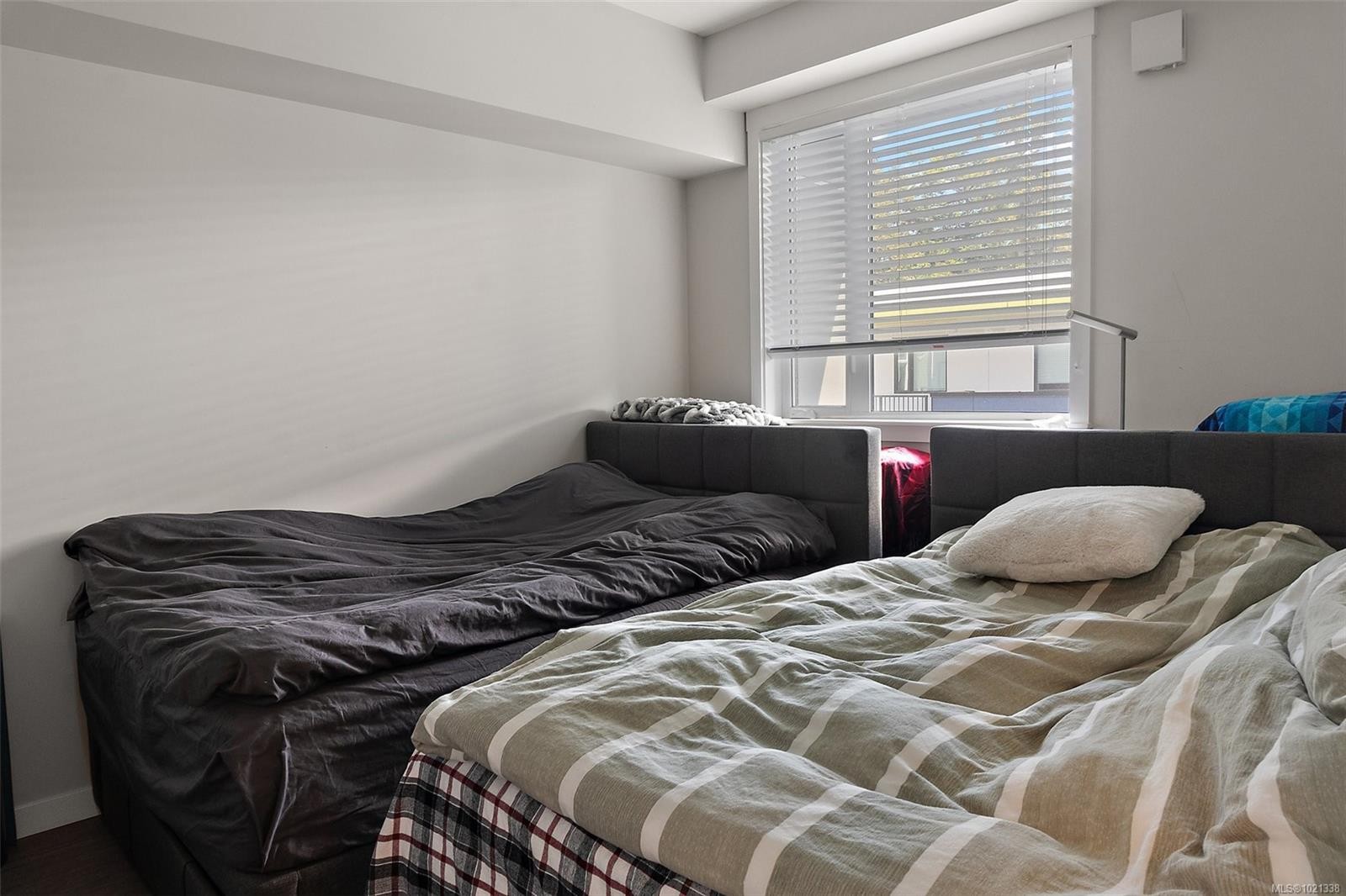 607-2843 Jacklin Rd, Langford, BC - Indoor Photo Showing Bedroom