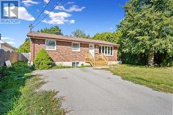 10 CROFT STREET Port Hope, ON L1A 1Y8