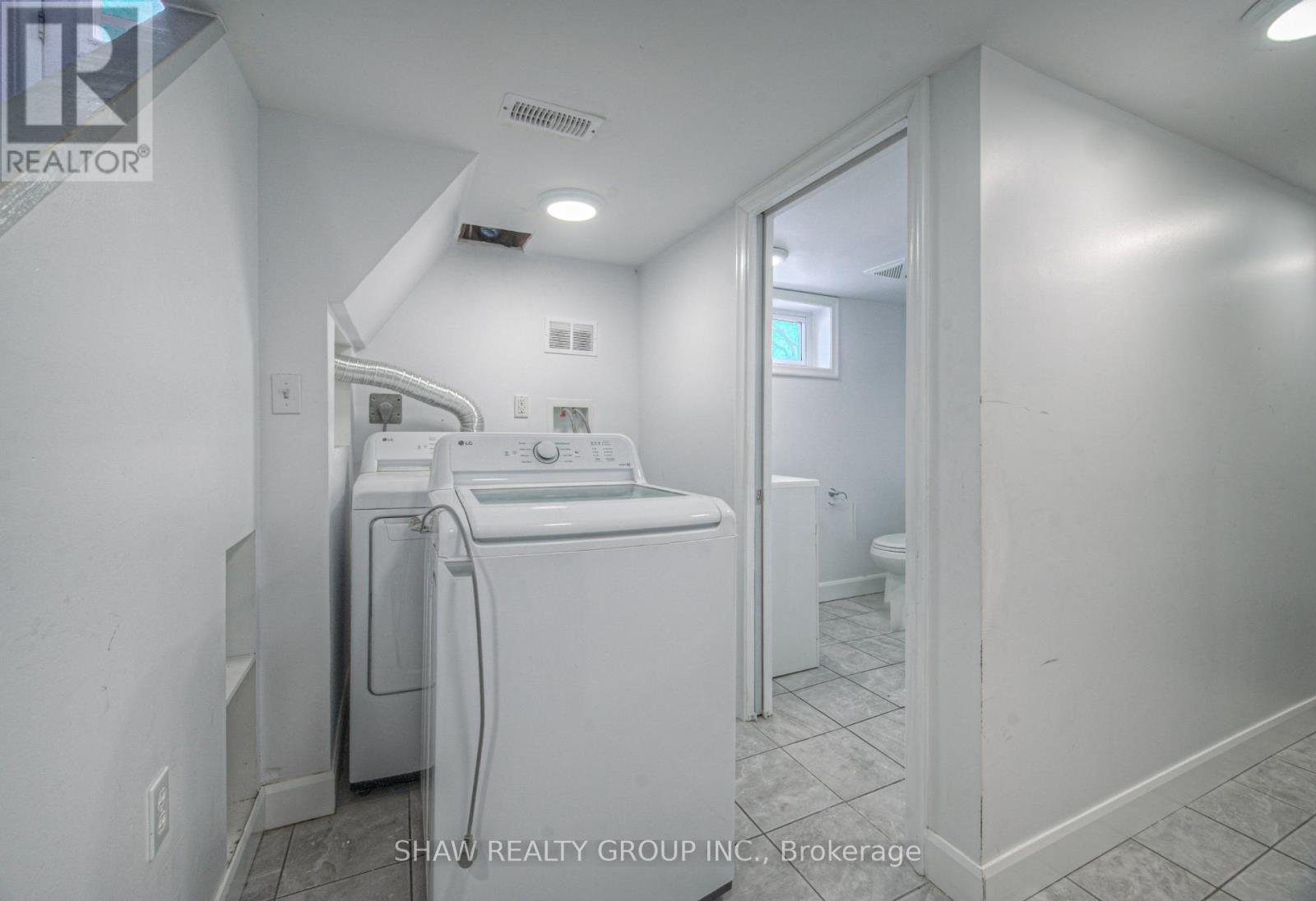 184 Patricia Avenue, Kitchener, ON - Indoor Photo Showing Laundry Room