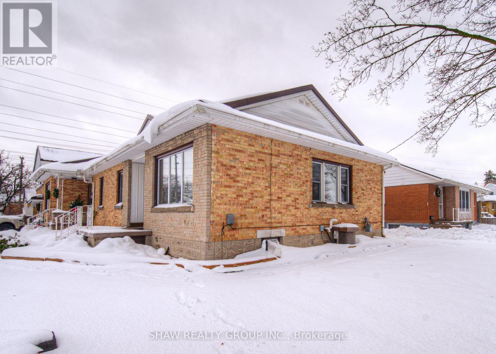 184 Patricia Avenue, Kitchener, ON - Outdoor
