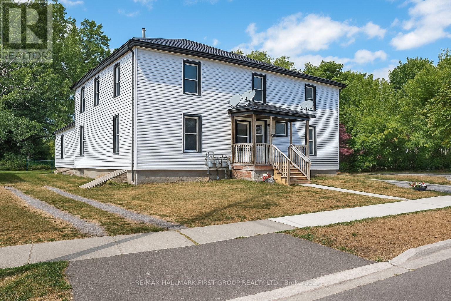 170-172 Blake Street, Cobourg, ON - Outdoor