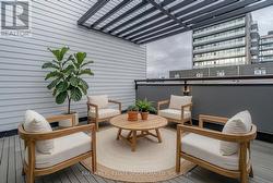 3rd floor - Deck - Staged -