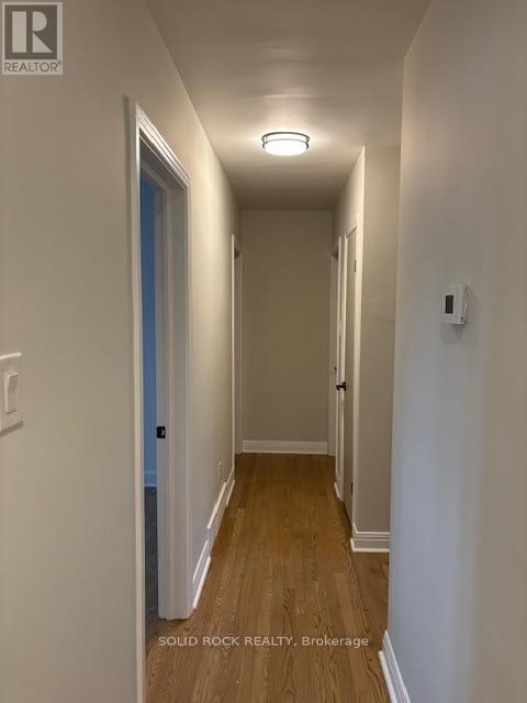976 Vera Street, Ottawa, ON - Indoor Photo Showing Other Room