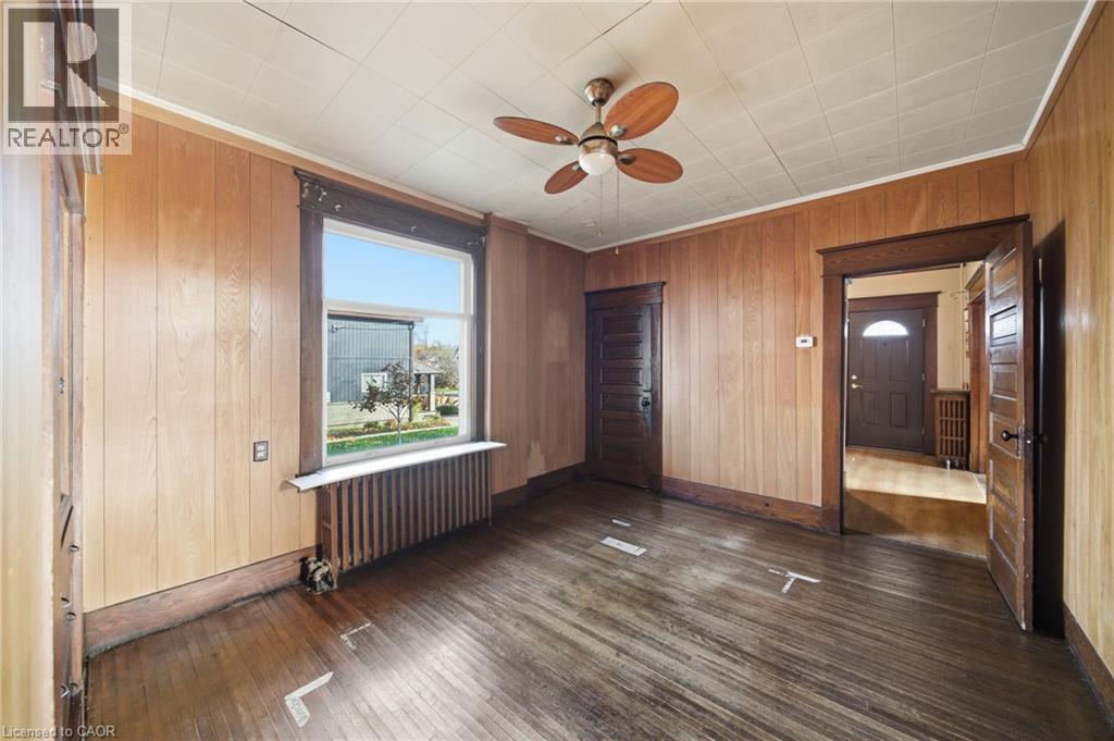 160 Head Street N, Simcoe, ON - Indoor Photo Showing Other Room