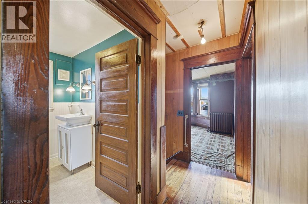 160 Head Street N, Simcoe, ON - Indoor Photo Showing Other Room