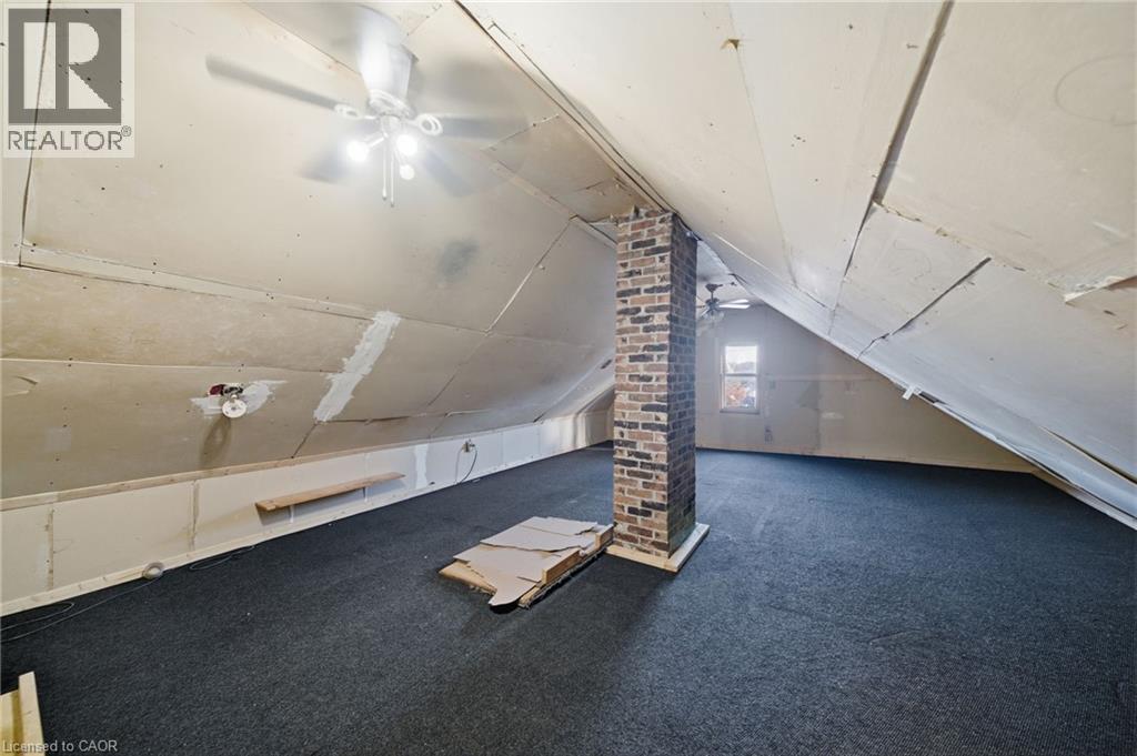 160 Head Street N, Simcoe, ON - Indoor Photo Showing Other Room