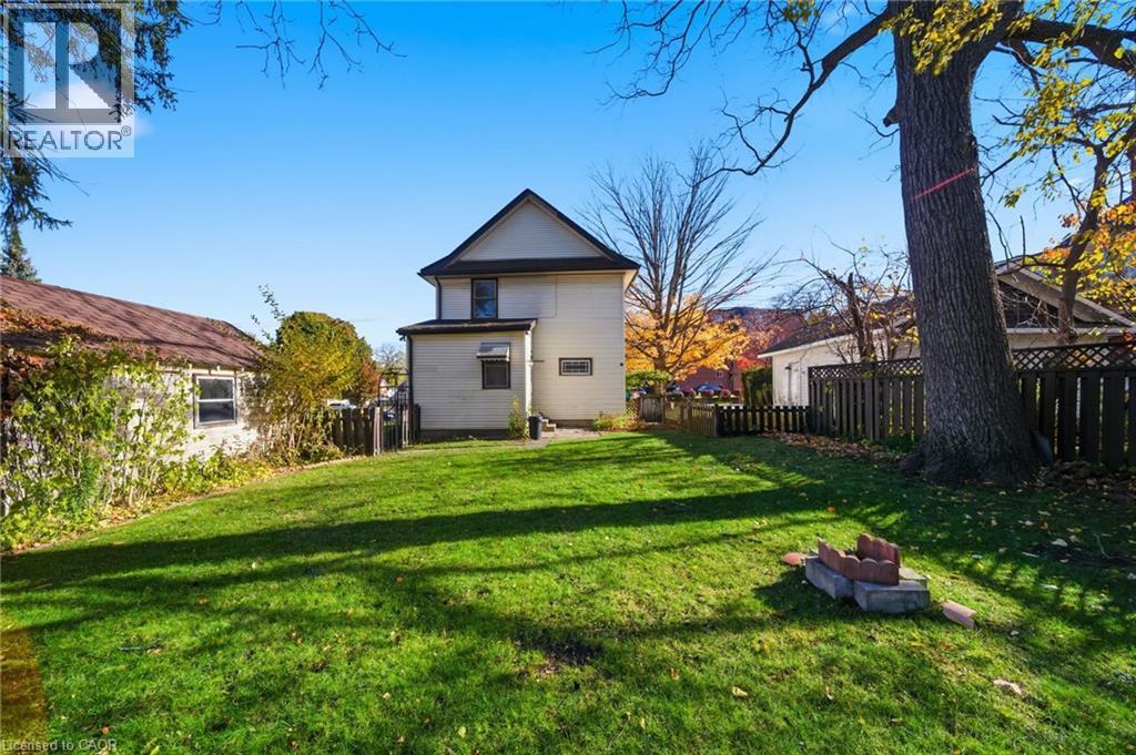 160 Head Street N, Simcoe, ON - Outdoor