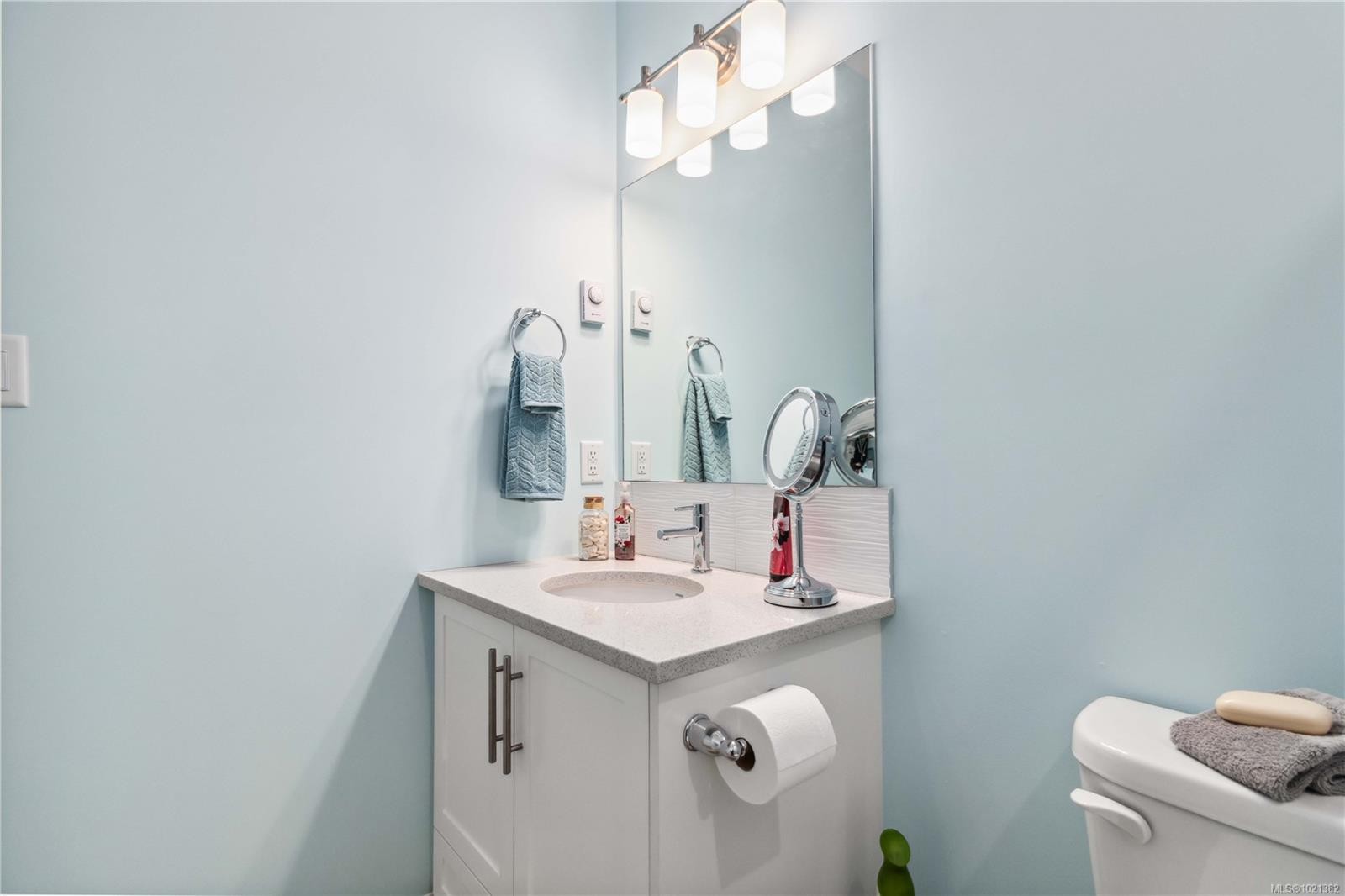 2459 Fern Way, Sooke, BC