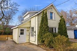 2 WICKETT STREET Belleville, ON K8P 3W6
