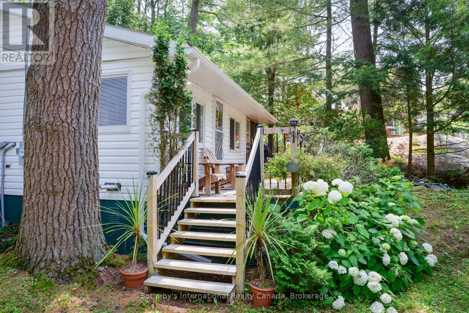 1145 South Morrison Lake Road, Gravenhurst (Wood (Gravenhurst)), ON - Outdoor