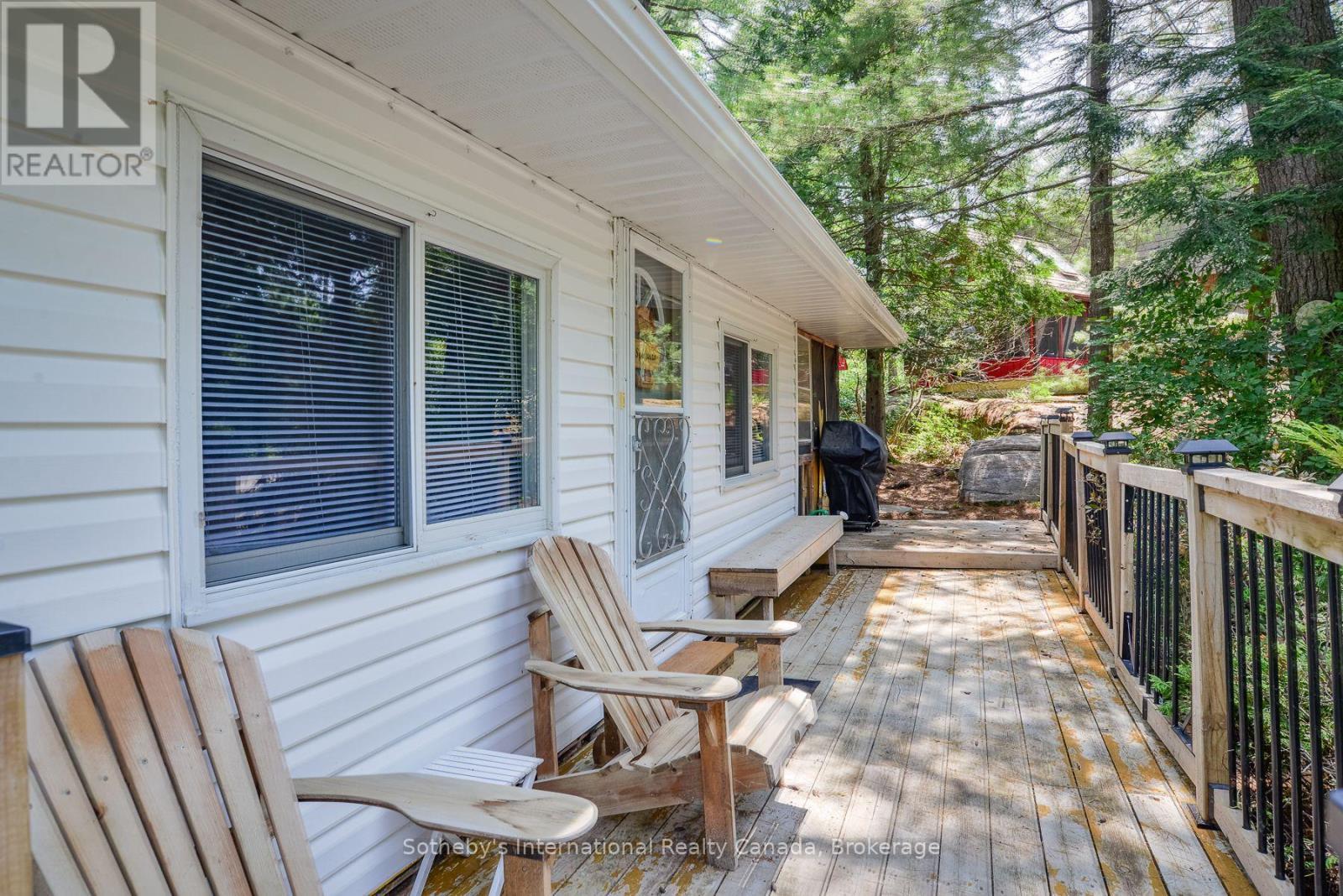 1145 South Morrison Lake Road, Gravenhurst (Wood (Gravenhurst)), ON - Outdoor With Deck Patio Veranda
