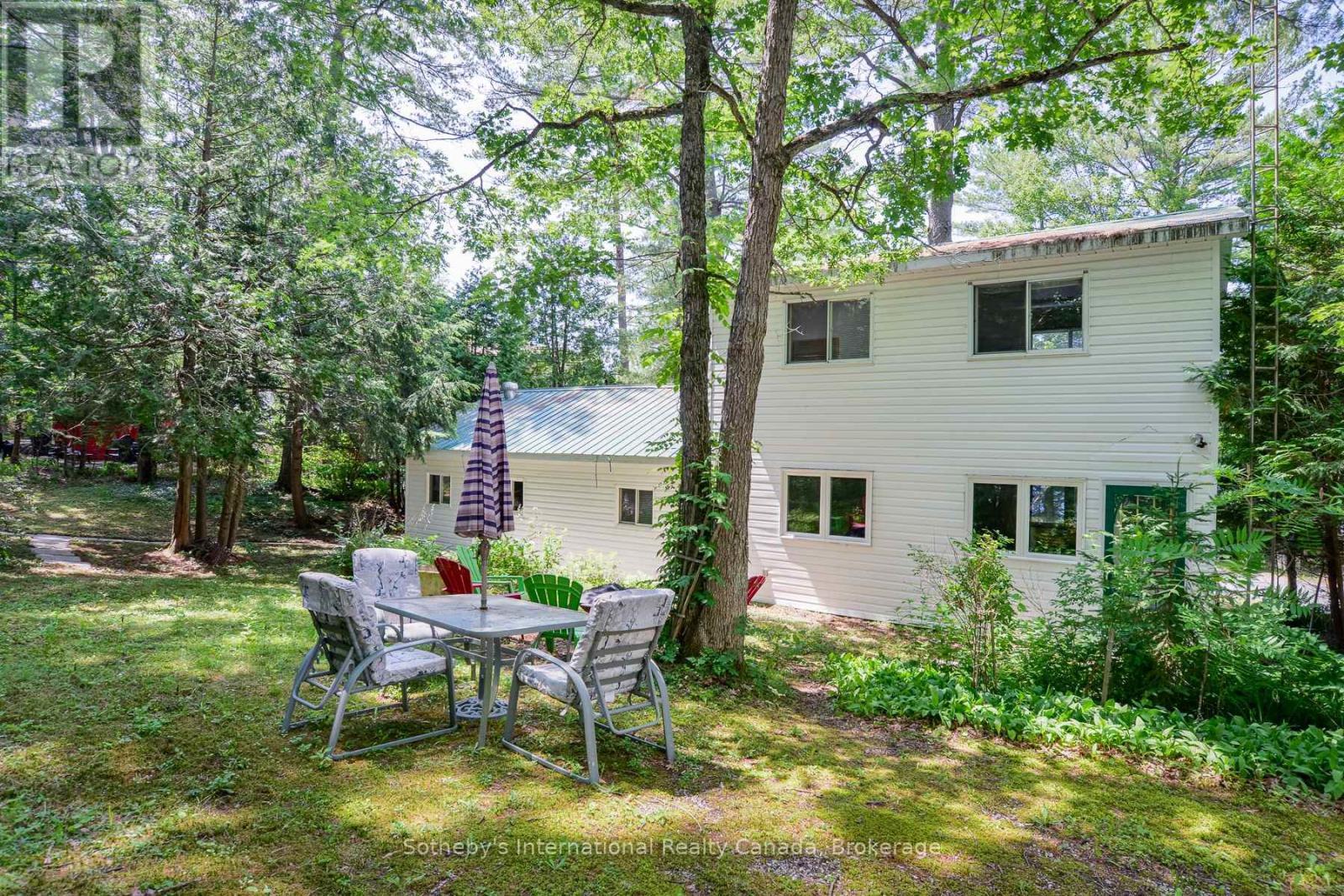 1145 South Morrison Lake Road, Gravenhurst (Wood (Gravenhurst)), ON - Outdoor