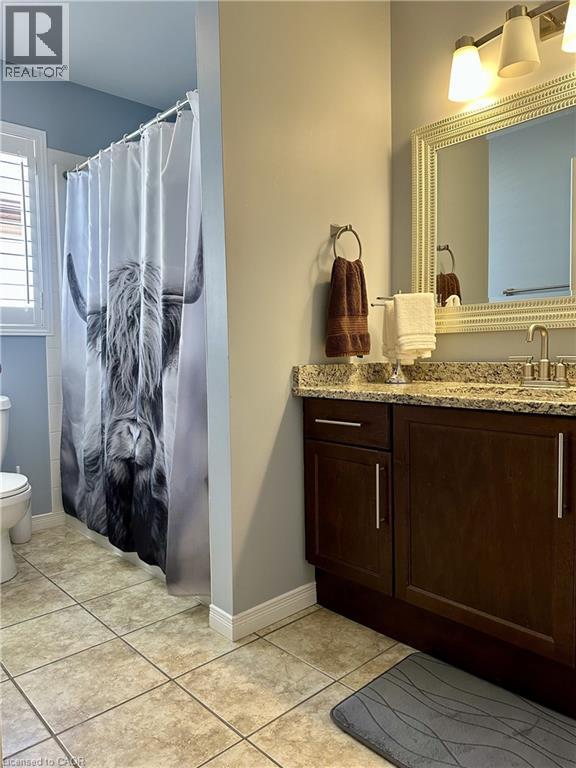 1409 Old Zeller Drive, Kitchener, ON - Indoor Photo Showing Bathroom