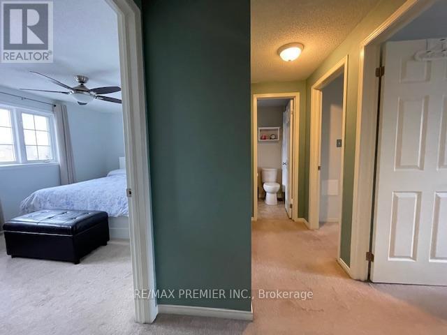 105 Courtney Crescent, Barrie, ON - Indoor