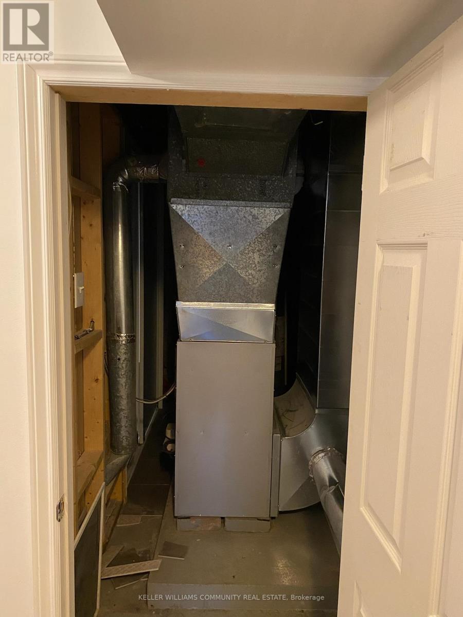 58 North Street N, Clarington (Newcastle), ON - Indoor